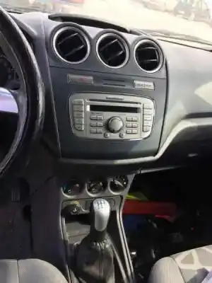 Veículo de Sucata ford transit connect (p65_, p70_, p80_) 1.8 tdci do ano 2010 alimentado rwpa