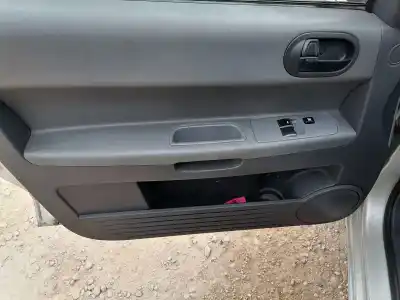 Здавання транспортного засобу mitsubishi colt cz3 berl. 5 (z30a) 1.5 di-d insport [1.5 ltr. - 70 kw di-d cat] року 2004 потужний 639939