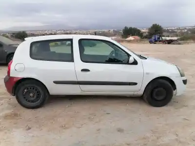 Veículo de Sucata renault clio ii fase ii (b/cb0) authentique do ano 2001 alimentado k9k a7