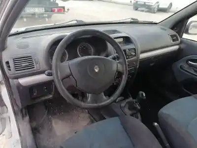 Veículo de Sucata renault clio ii fase ii (b/cb0) authentique do ano 2001 alimentado k9k a7