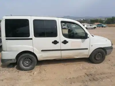 Scrapping Vehicle fiat i doblò (119) 223a7000 of the year 2004 powered 223a7000