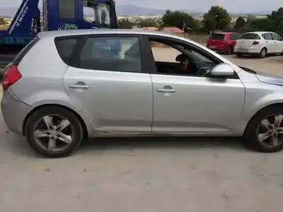 Veículo de Sucata kia ceed (ed) 1.6 concept do ano 2007 alimentado d4fb