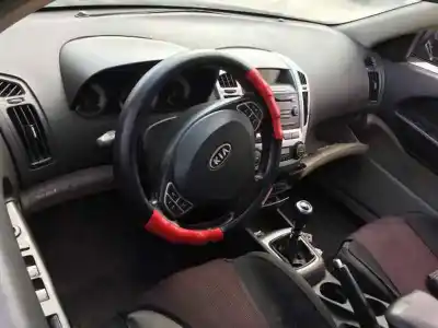 Veículo de Sucata kia ceed (ed) 1.6 concept do ano 2007 alimentado d4fb