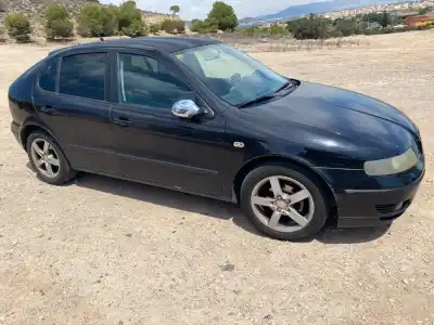 Здавання транспортного засобу seat leon (1m1) 1.6 16 v року 2004 потужний bcb