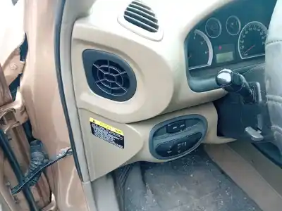 Veículo de Sucata hyundai santa fe (sm) 2.0 crdi vgt comfort do ano 2004 alimentado d4ea