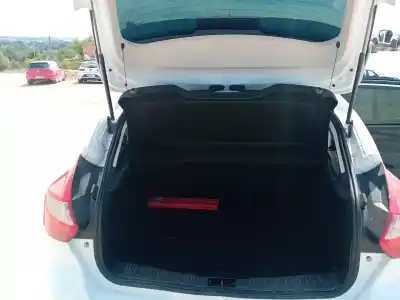 Veículo de Sucata ford focus lim. ambiente do ano 2014 alimentado t3da