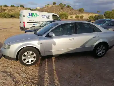 Veículo de Sucata audi a4 b6 avant (8e5) 1.8 t do ano 2001 alimentado avj