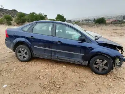 Veículo de Sucata ford focus berlina (cap) ambiente (d) do ano 2006 alimentado hhda