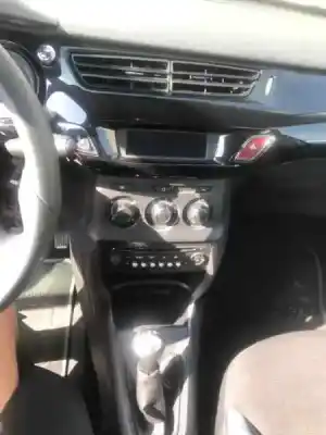 Veículo de Sucata citroen c3 comercial 74 cv / 55 kw do ano 2012 alimentado 8hr