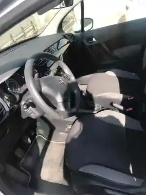 Veículo de Sucata citroen c3 comercial 74 cv / 55 kw do ano 2012 alimentado 8hr