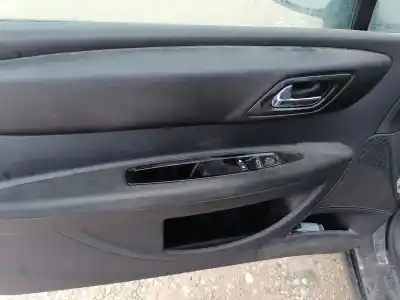 Veículo de Sucata citroen c4 coupe collection do ano 2004 alimentado 9hx