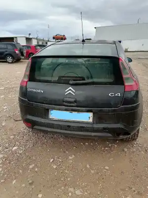 Veículo de Sucata citroen c4 coupe collection do ano 2004 alimentado 9hx