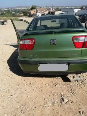 Veicolo di demolizione SEAT CORDOBA BERLINA (6K2) Stella dell'anno 1999 alimentato AKK