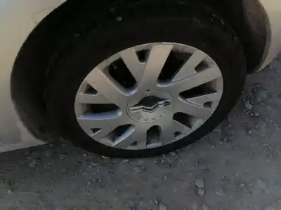 Veículo de Sucata citroen c4 berlina lx do ano 2004 alimentado 9hx