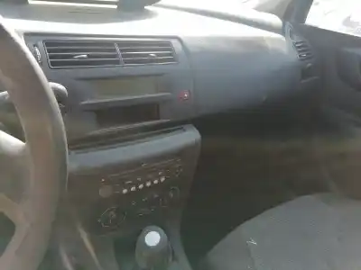 Veículo de Sucata citroen c4 berlina lx do ano 2004 alimentado 9hx