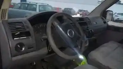 Здавання транспортного засобу volkswagen t5 transporter furgón/combi (7h) combi city 105 cv / 77 kw року 2007 потужний 