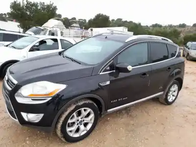 Véhicule à la ferraille SSANGYONG RODIUS 2.7 Turbodiesel CAT de l'année 2011 alimenté 