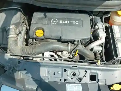 Здавання транспортного засобу opel zafira b cosmo року 2014 потужний a17dtr