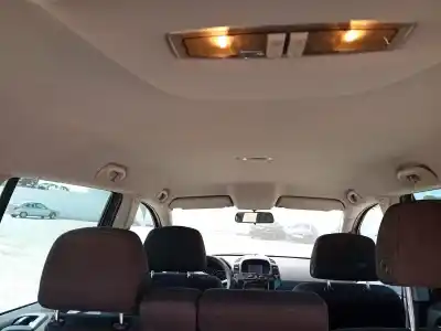 Здавання транспортного засобу opel zafira b cosmo року 2014 потужний a17dtr