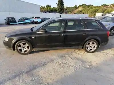Scrapping Vehicle audi a4 avant (8e) bau of the year 2003 powered bau