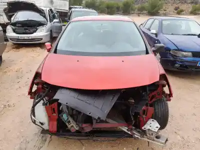Véhicule à la ferraille renault clio iii exception de l'année 2006 alimenté k9k t7