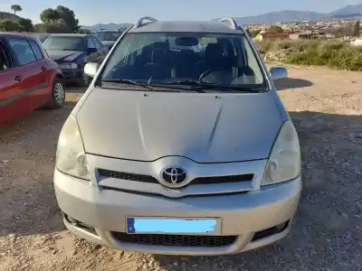 Scrapping Vehicle TOYOTA COROLLA VERSO (E12) 1.8 Linea Sol of the year 2004 powered 1ZZFE