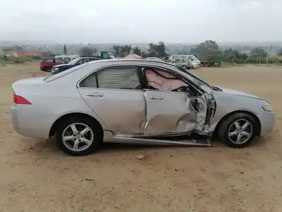 Veicolo di demolizione honda accord vii (cl, cn) 2.4 (cl9) dell'anno 2003 alimentato k24a3