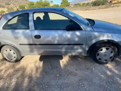 Scrapping Vehicle opel corsa c corsa c gasolina of the year 2000 powered y17dt