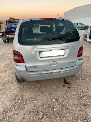 Scrapping Vehicle renault megane i scenic ja renault of the year 2001 powered f9q k7
