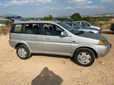 Здавання транспортного засобу honda hrv gh 4wd 5ptas. року 2000 потужний d16w1