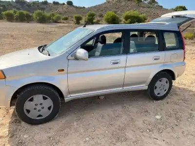 Здавання транспортного засобу honda hrv gh 4wd 5ptas. року 2000 потужний d16w1