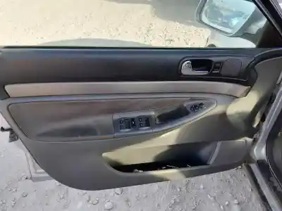 Здавання транспортного засобу audi a4 b5 (8d2) 1.9 tdi року 2000 потужний ajm