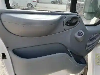 Здавання транспортного засобу ford transit mod. 2000 combi ft 330 2.4 medio року 2011 потужний cyrb2h