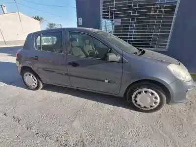 Veículo de Sucata renault clio iii pack dynamique do ano 2005 alimentado k9kt7
