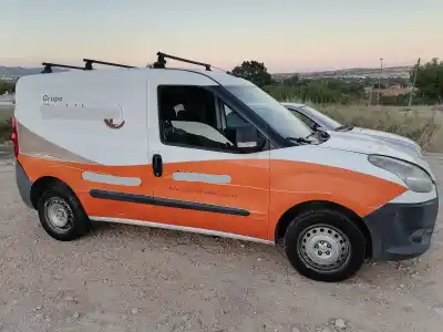 Veículo de Sucata fiat doblo active do ano 2009 alimentado 199a3000