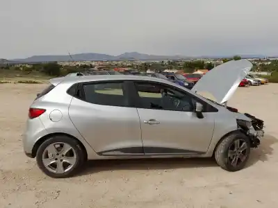 Veículo de Sucata renault clio iv zen do ano 2016 alimentado k9k e6