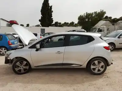 Veículo de Sucata renault clio iv zen do ano 2016 alimentado k9k e6