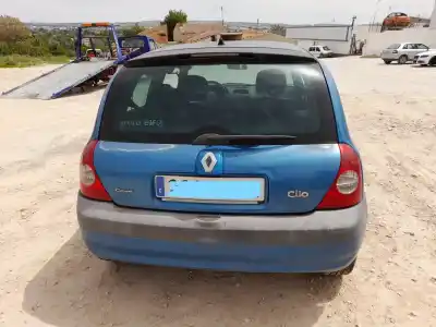 Véhicule à la ferraille renault clio ii fase ii (b/cb0) k4j de l'année 2001 alimenté k4j a7