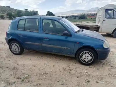 Hurda Aracı renault clio ii fase ii (b/cb0) d7fg7 yılın 1998 güçlü d7fg7