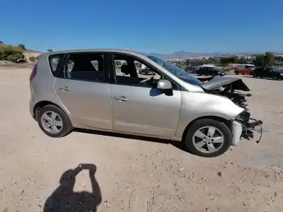 Scrapping Vehicle renault scenic iii (jz) 1.5 dynamique of the year 2009 powered k9k g8