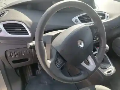 Scrapping Vehicle renault scenic iii (jz) 1.5 dynamique of the year 2009 powered k9k g8