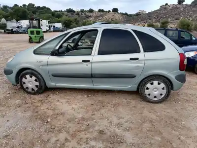 Veículo de Sucata citroen xsara picasso 1.6 16v exclusive 95 cv / 70 kw do ano 2000 alimentado rhy