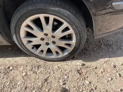 Здавання транспортного засобу renault laguna ii bg0 authentique року 2001 потужний f9q750