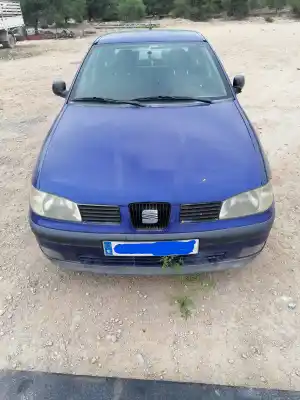 Veicolo di demolizione SEAT CORDOBA BERLINA (6K2) Stella dell'anno 1999 alimentato AQM