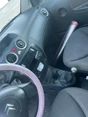 Veicolo di demolizione citroen c2 enterprise c2 vts plus / 09.05 - ... dell'anno 2006 alimentato 8hz