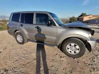 Здавання транспортного засобу mitsubishi montero (v60/v70) 3.2 di-d avance року 2001 потужний 4m41