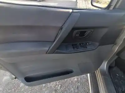 Здавання транспортного засобу mitsubishi montero (v60/v70) 3.2 di-d avance року 2001 потужний 4m41