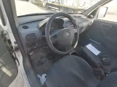 Vehicul casat opel combo familiar al anului 2001 alimentat z13dt