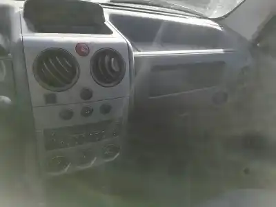 Sloopvoertuig peugeot partner (s2) combi pro van het jaar 2007 aangedreven 9hw