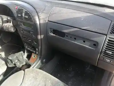 Sloopvoertuig peugeot partner (s2) combi pro van het jaar 2007 aangedreven 9hw